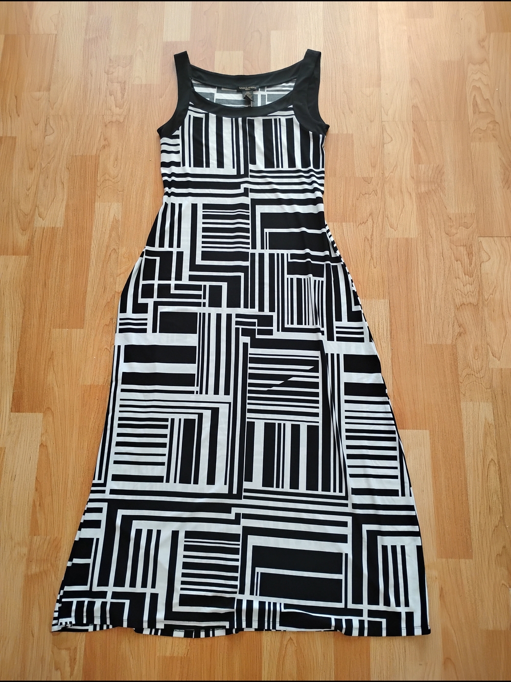 Susan Lawrence Black and White Geometric Maxi Dress
